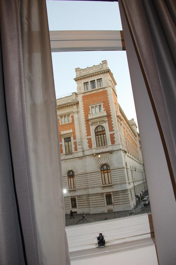 Abagnale Home Montecitorio Рим Экстерьер фото